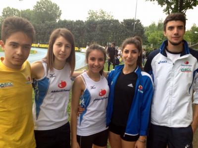 La Squadra Di A85 Che Ha Gareggiato A Modena