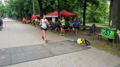 Nadia Tosi Al Traguardo Della 100km Di Vienna